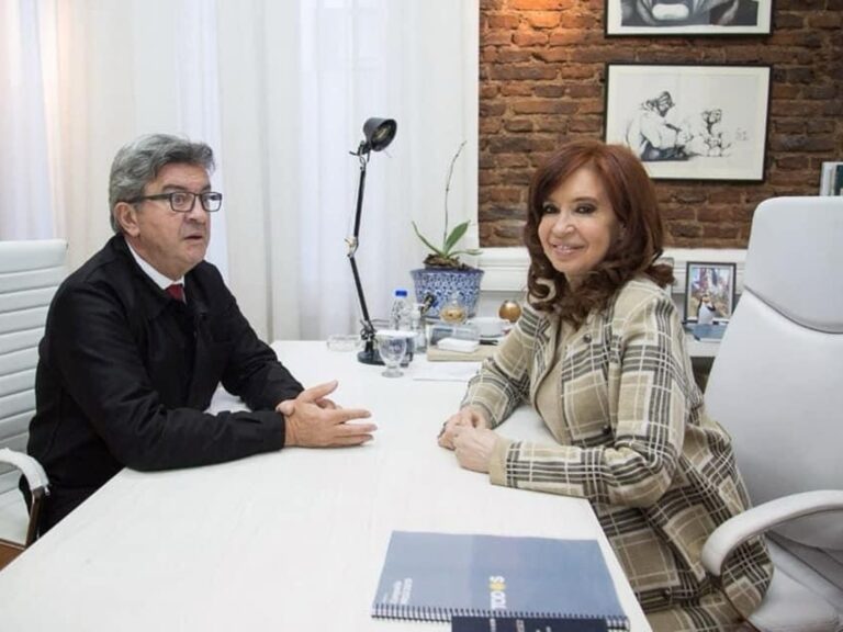 Cristina Kirchner salió a celebrar el triunfo de la izquierda en Francia