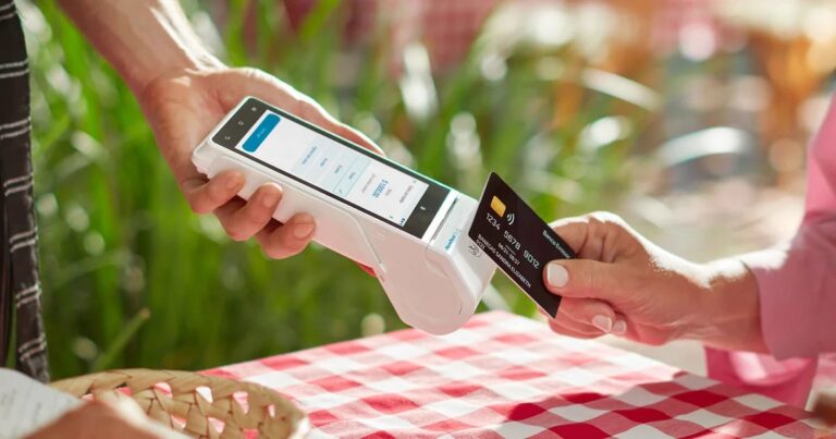 El Gobierno eliminará las retenciones a cuenta de Ganancias e IVA para los pagos digitales en comercios
