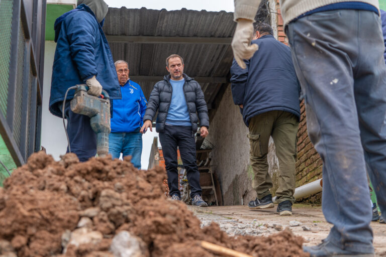 Red de cloacas: el Municipio soluciona un problema histórico en la calle Vicente López