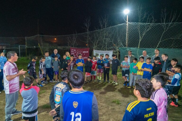 Abella compartió una práctica con las categorías infantiles de San Cayetano