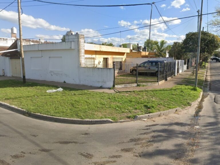 sospechan de un llamado previo y siguen la pista de dos merodeadores