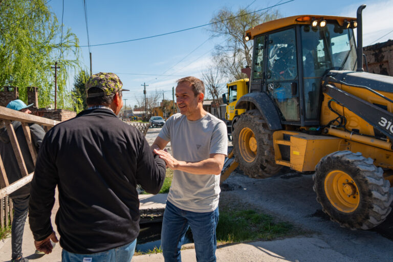 El plan de asfalto también llegará a calles del barrio San Cayetano