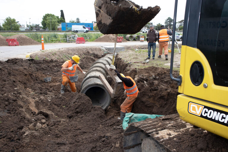 Barrio 9 de Julio: el Municipio inició obras hidráulicas para pavimentar la calle Brown
