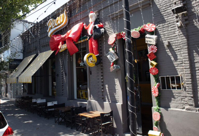 El 15 de diciembre cierra la inscripción para participar del Concurso de Vidrieras Navideñas 2025