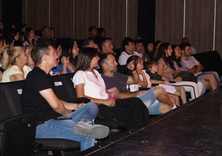La Escuela Municipal de Música cerró un gran año con un concierto en el Teatro Pedro Barbero