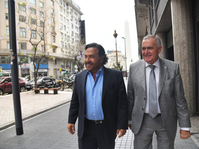 Siete gobernadores se reúnen para conformar un nuevo espacio y dialogar con el Gobierno