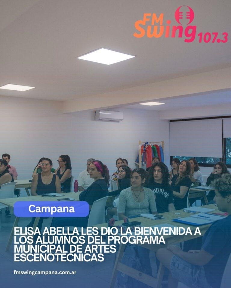 Elisa Abella les dio la bienvenida a los alumnos del Programa Municipal de Artes Escenotécnicas