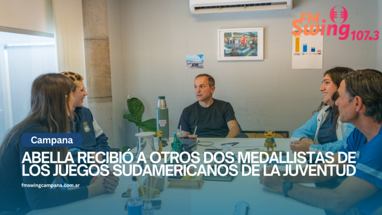 Abella recibió a otros dos medallistas de los Juegos Sudamericanos de la Juventud