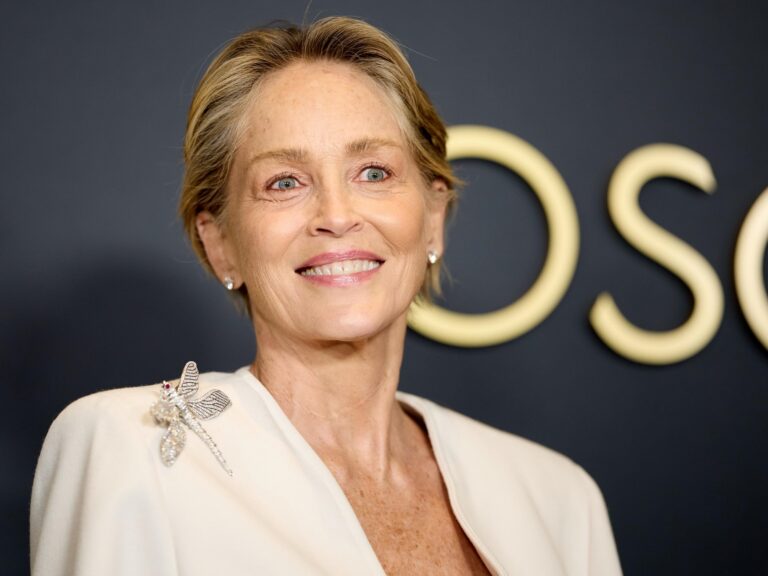 Sharon Stone reveló que dejar la marihuana y la medicación que tomaba tras sufrir un ACV fue «como dejar la heroína»
