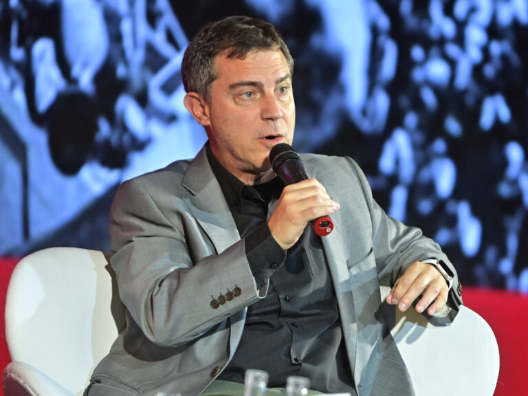 A Milei le conviene la victoria de Bolsonaro ahora, pero va a sufrir el déficit de atención de Trump