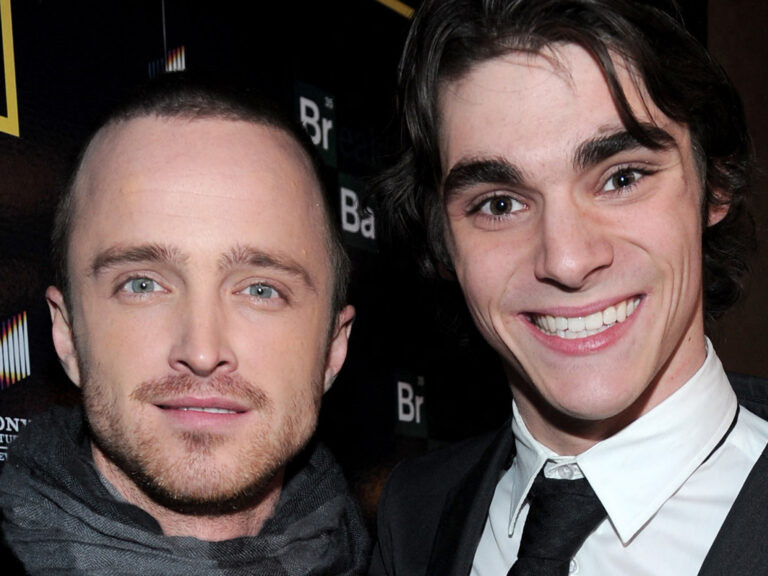 Aaron Paul, de Breaking Bad, despidió a RJ Mitte con un emotivo mensaje: “Estoy desconsolado”